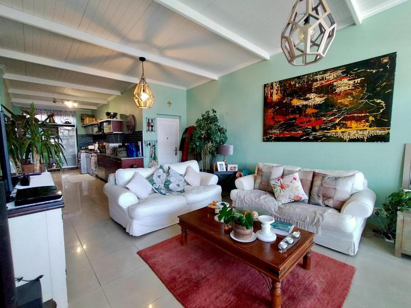 To Let 2 Bedroom Property for Rent in Hout Bay Western Cape